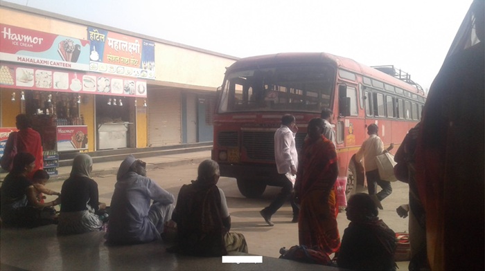 vaijapur st bus stand